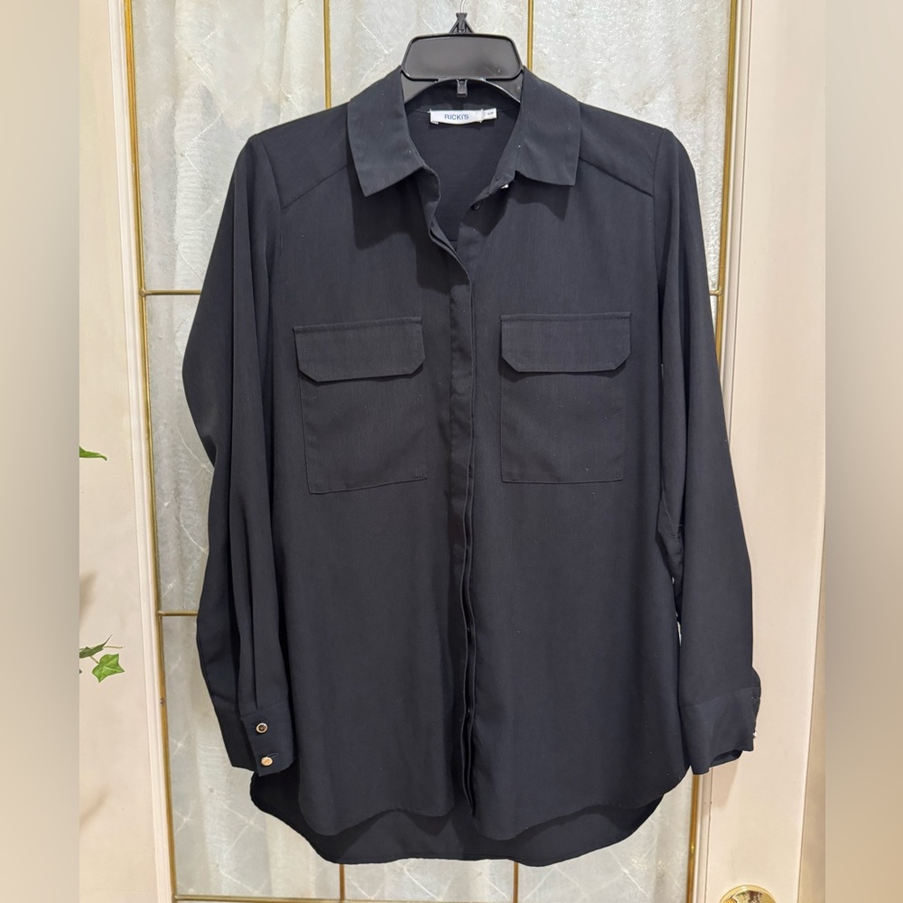Ricki’s Black Button-up Blouse Sz S